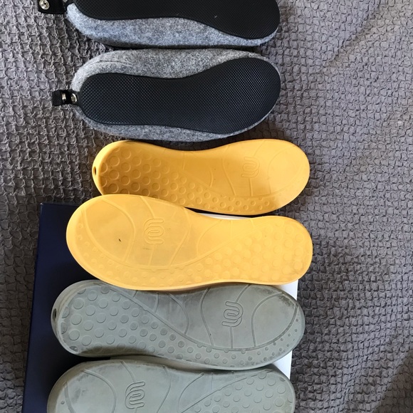 Mahabis grey slippers with grey and yellow changeable souls. EUC - Picture 3 of 11